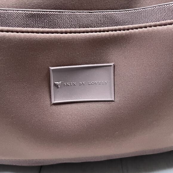 Dagne Dover Landon Neoprene Carryall Bag Dune Duffle Trolley Sleeve Medium - Picture 5 of 13